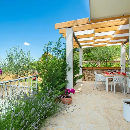 Dalmacia By Interhome Сasa de vacaciones *