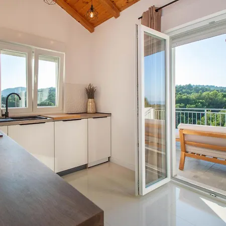 Dalmacia By Interhome *