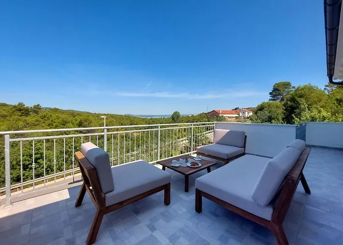 Dalmacia By Interhome