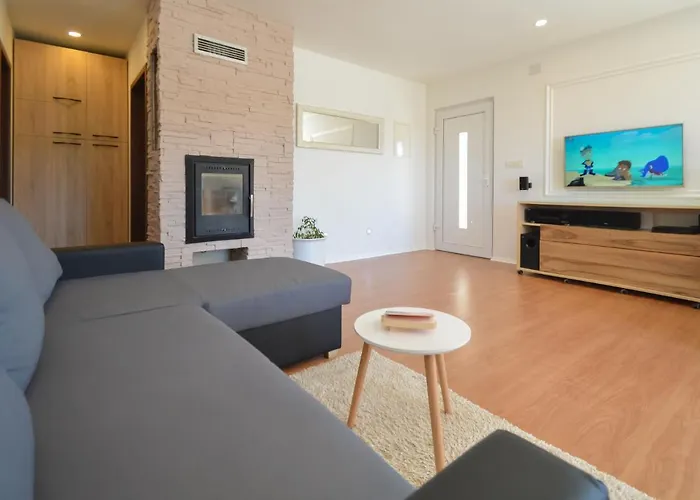 Dalmacia By Interhome